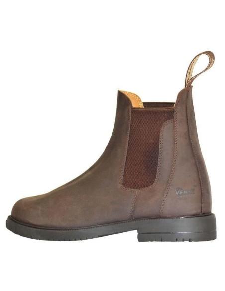 Stivaletti  jodhpu cuoio con elastico laterale.