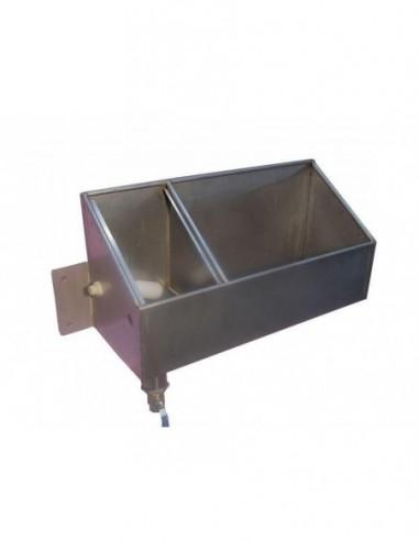 Stalla e  truogolo per mucche sponda alta