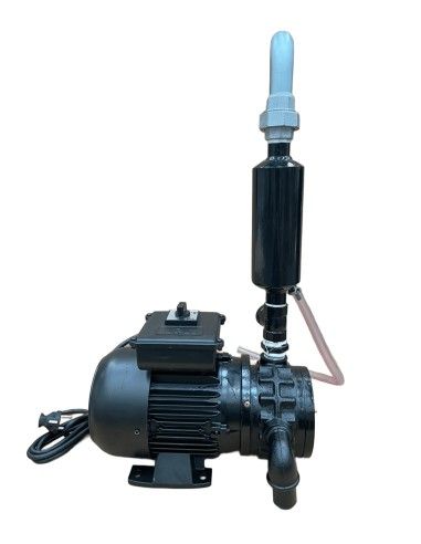 motore elettrico da 0,75 kW alimentato a 220VAC accoppiato a pompa del vuoto lubrificata ad olio