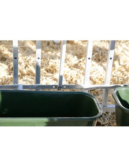 La CalfHouse Premium XXL con recinto è una soluzione di fascia alta per allevamenti moderni che vogliono gestire i vitelli in gr