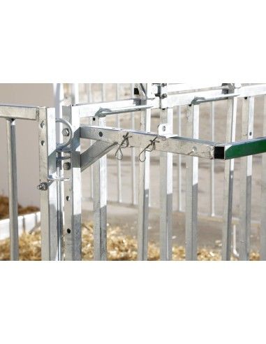 La CalfHouse Premium XXL con recinto è una soluzione di fascia alta per allevamenti moderni che vogliono gestire i vitelli in gr
