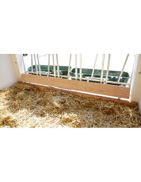 La CalfHouse Premium XXL con recinto è una soluzione di fascia alta per allevamenti moderni che vogliono gestire i vitelli in gr