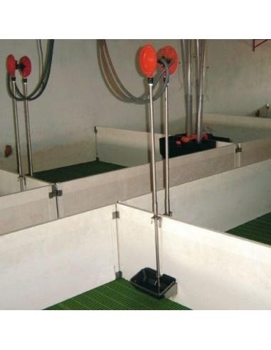 Regolatore livello dell'acqua per abbeveratoi animali