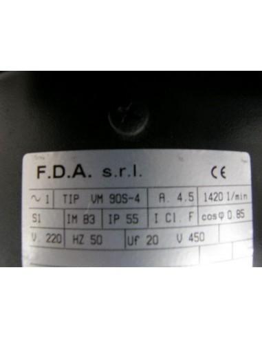 Mungitrice carrellata  per capre 4/g