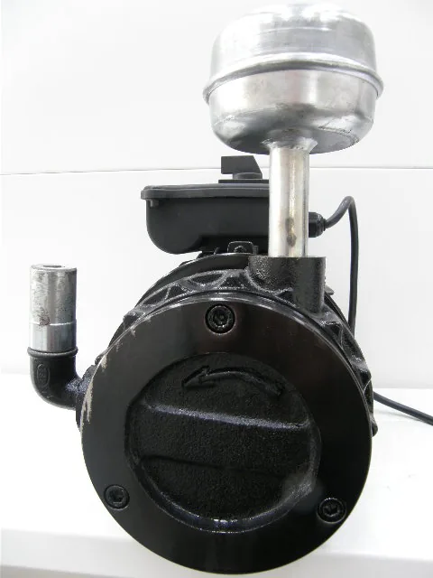 Pompa del vuoto per mungitrice portatile FDA, vista frontale completa
